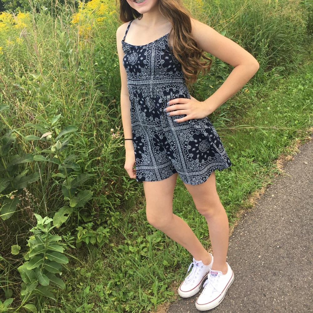 SUPER CUTE ROMPER